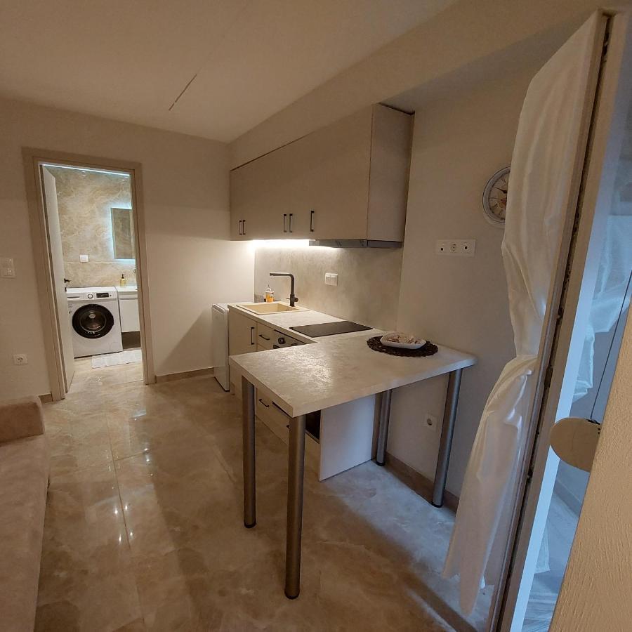 Budget Apartment To The Center Saloniki Zewnętrze zdjęcie